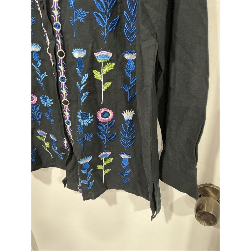 Coldwater Creek Floral embroidered button up shirt, Black, Small, Lagenlook - Picture 5 of 10